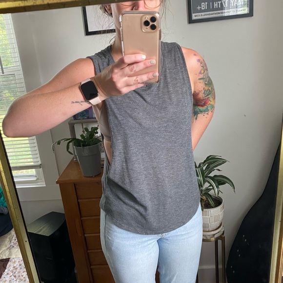 Garage backless tank - Picture 3 of 8